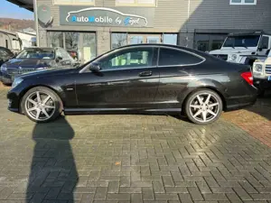 Mercedes-Benz C 250 CDI BlueEfficiency *Edition1 *AMG *Pano Bild 2