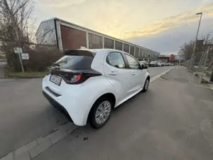 Toyota Yaris Bild 2