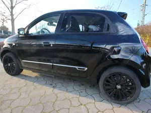 Renault Twingo E URBAN NIGHT SoH 96%, TÜV neu, Navi Kam. Bild 4