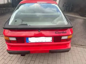 Porsche 944 944 Turbo Bild 2