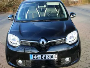 Renault Twingo E URBAN NIGHT SoH 96%, TÜV neu, Navi Kam. Bild 2