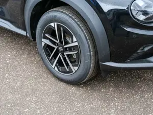 Nissan Juke N-Connecta 1.6 Hybrid 4AMT Winterpaket BFS Bild 3