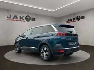 Peugeot 5008 Allure Pack+PureTech 130+1 HAND+CarPlay+And Bild 3
