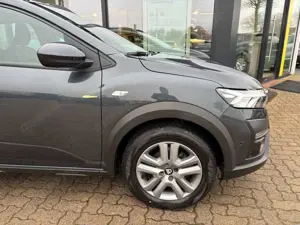 Dacia Sandero Stepway Comfort TCe 90 Bild 5