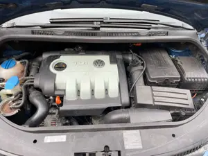 Volkswagen Golf Plus Golf Plus 1.9 TDI DPF Tour Edition Bild 2