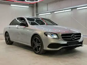 Mercedes-Benz E 400 4Matic (213.023) Widescreen, Ambiente, Multibeam