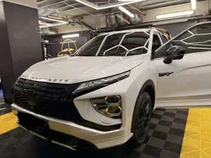Mitsubishi Eclipse Cross Eclipse Cross Plug-In Hybrid 4WD Plus Select Black