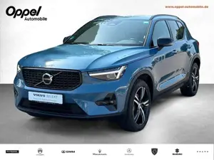 Volvo XC40 XC 40 2WD Plus Dark Standheizung+RF-Kamera+LED++