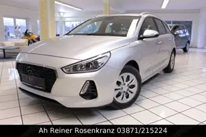 Hyundai i30 cw Family Sitzheizung - AHZ abnehmb. HU/AU