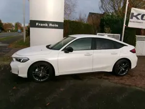 Honda Civic Lim. e:HEV Sport 8 Jahre Garantie Bild 2