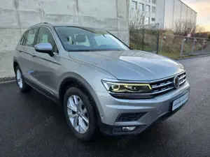 Volkswagen Tiguan Offroad 4Motion 2.0TSI 179PS LED Navi ACC Bild 4