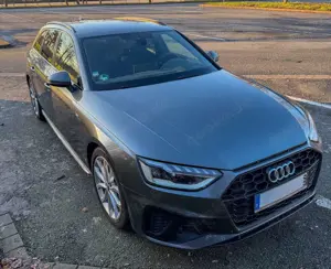 Audi A4 A4 Avant 40 TDI S tronic S line Bild 2