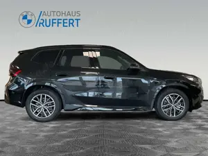 BMW X1 sDrive20i   M Sportpaket HK HiFi DAB LED RFK Bild 4