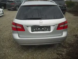 Mercedes-Benz E 220 **STANDHEIZUNG** Bild 5