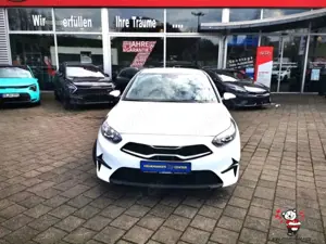 Kia Ceed / cee'd 1,0T DCT Ultimate  +NAVI+Bluetooth+16Zoll Bild 3
