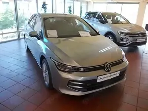 Volkswagen Golf Life 1.5 eTSI DSG, 110kw(150PS) Klima Navi