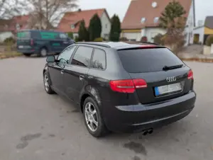 Audi A3 A3 2.0 TFSI Sportback quattro S tronic S line Bild 4