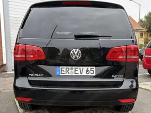 Volkswagen Touran Touran 2.0 TDI DPF BlueMotion Technology Highline Bild 3