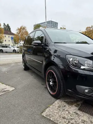Volkswagen Touran Touran 2.0 TDI DPF BlueMotion Technology Highline Bild 5