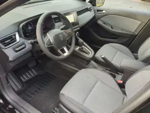 Renault Clio TCe 90 X-Tronic Techno RFK+SHZ+LED Bild 5