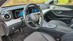 Mercedes-Benz E 300 de 4MATIC/PANO/AHK/BURMESTER/MULTIBEAM Bild 5