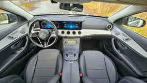 Mercedes-Benz E 300 de 4MATIC/PANO/AHK/BURMESTER/MULTIBEAM Bild 4