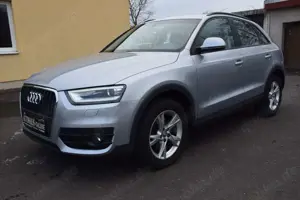 Audi Q3 2.0 TDI*AHK*XENON*NAVI*S-HEFT