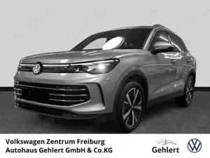 Volkswagen Tiguan Elegance 2.0 TDI DSG AHK Panoramadach Navi