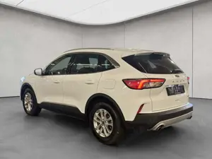 Ford Kuga 2.5 Duratec PHEV TITANIUM Bild 3