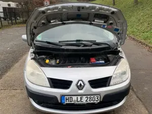 Renault Scenic Scenic 1.6 16V Emotion Bild 3