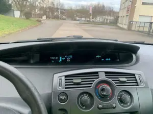 Renault Scenic Scenic 1.6 16V Emotion Bild 2