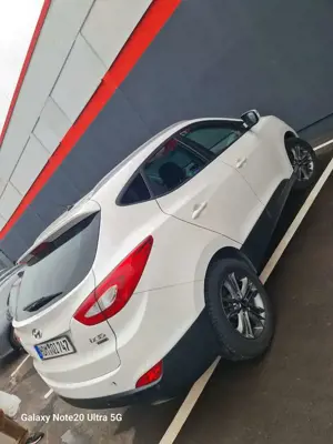 Hyundai iX35 2.0 CRDi 2WD Trend Bild 3