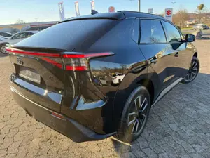 Toyota bZ4X 73 kWh Teamplayer Bild 2
