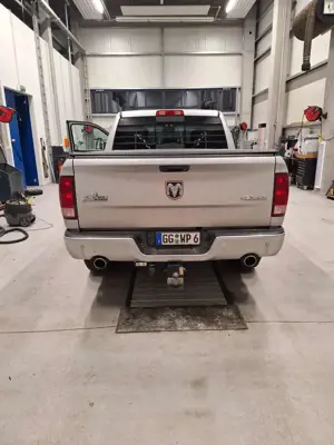 Dodge RAM Big Horn Bild 2