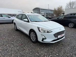 Ford Focus Turnier 1.5 ECOB Cool  Connect/1.Hand/LED Bild 3