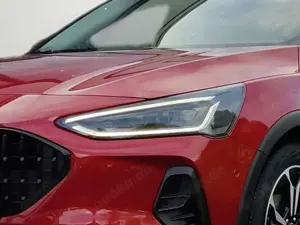 Ford Focus Active X 1.0 EcoBoost Mild-Hybrid EU6d El. Panodac Bild 4