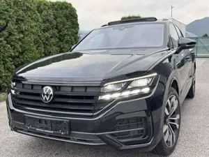 Volkswagen Touareg 3.0 V6 TDI 4Motion DPF Aut. R-Line Bild 2