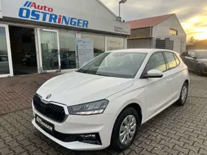 Skoda Fabia Essence 1,0 TSI AppleCarPlay Sitzhz. LED