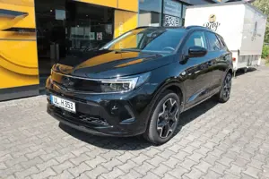 Opel Grandland X Grandland 1.2T AT8 Ultimate Navi Pro Bild 2