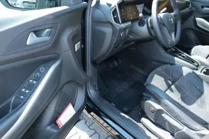 Opel Grandland X Grandland 1.2T AT8 Ultimate Navi Pro Bild 5