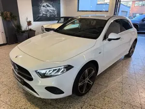 Mercedes-Benz A 250 e URBAN NAV/LED/PTS/SHZ/TW/SPUR/KAMERA/SOUND/M2026