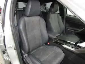 Mitsubishi Eclipse Cross PHEV PLUS Select 2.4 4WD LED ACC SHZ KAMERA Bild 3