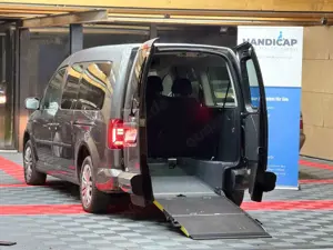 Volkswagen Caddy Maxi Behindertengerecht-Rampe