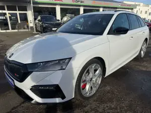 Skoda Octavia Combi RS  MIT RÜCKFAHRKAMERA!
