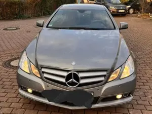Mercedes-Benz E 200 E 200 CGI Coupe BlueEFFICIENCY