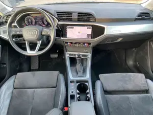 Audi Q3 Sportback 45 TFSI e 2x S line Bild 2