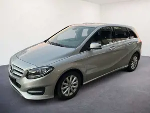 Mercedes-Benz B 180 Style/NAV/SHZ/