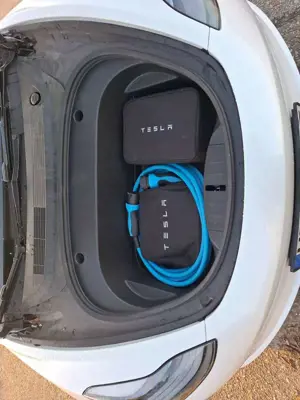 Tesla Model 3 RWD Enhanced Autopilot, AHK, Wärmepumpe, LPF Akku, SoH 93% Bild 2