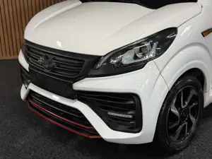 Ligier JS 50 Ultimate Sport Facelift / Tablet Bild 3