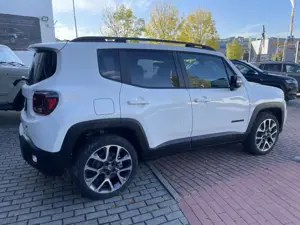 Jeep Renegade 4xe S Plug-In-Hybrid Bild 4